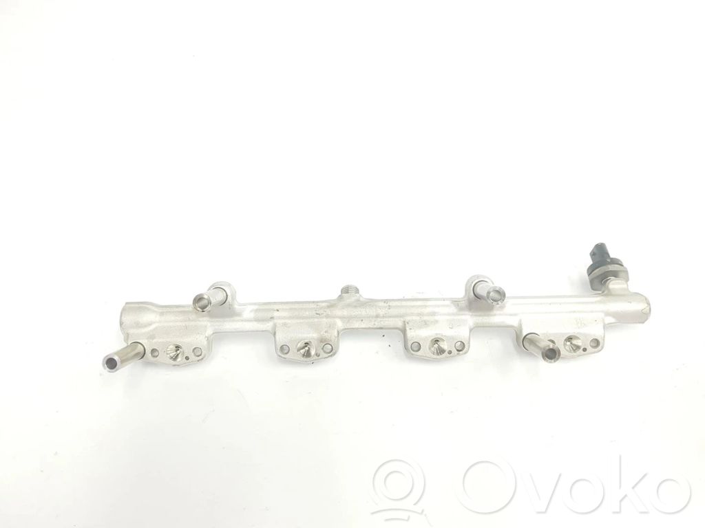 BMW 3 G20 G21 Linea principale tubo carburante 