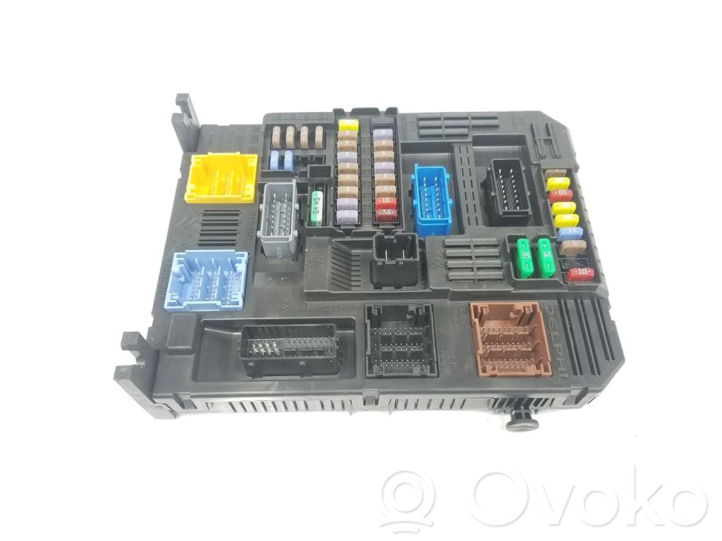 Citroen C4 Cactus Drošinātāju bloks 