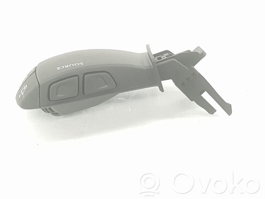 Dacia Dokker Boutons / interrupteurs volant 