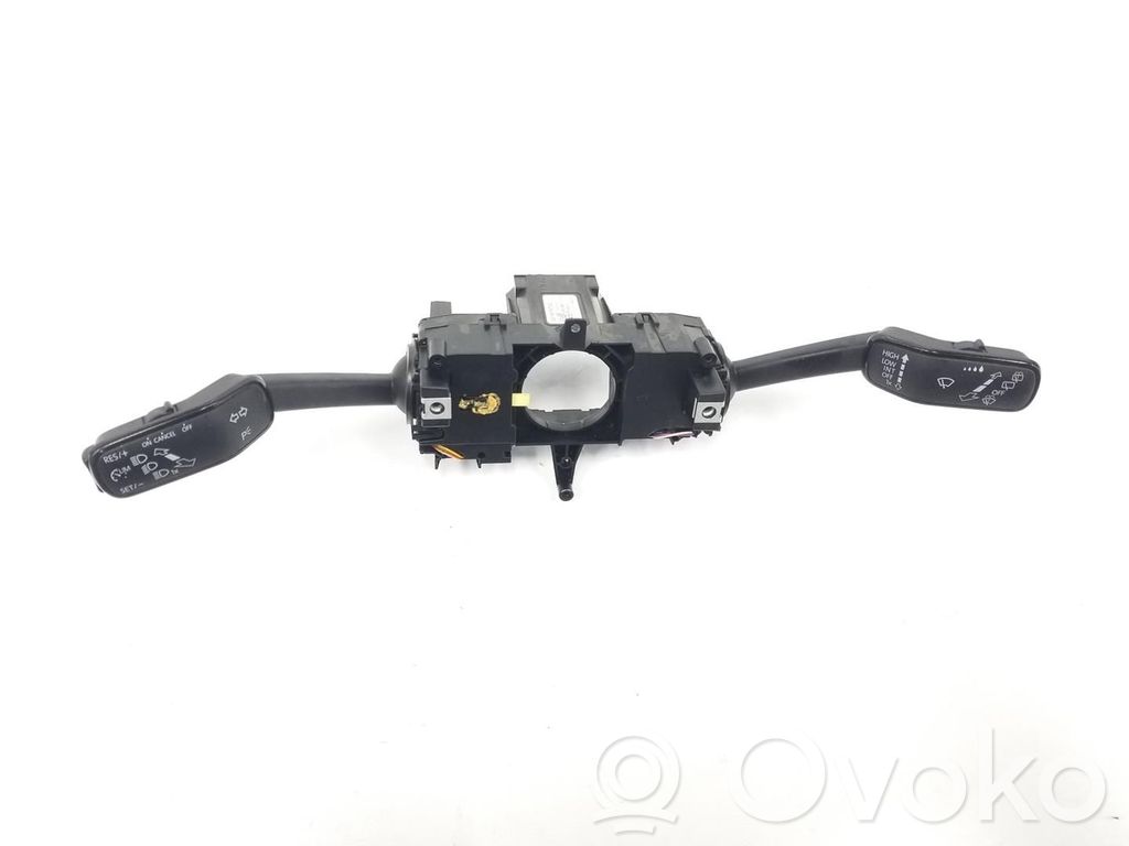 Seat Ibiza V (KJ) Interruptores/botones de la columna de dirección 