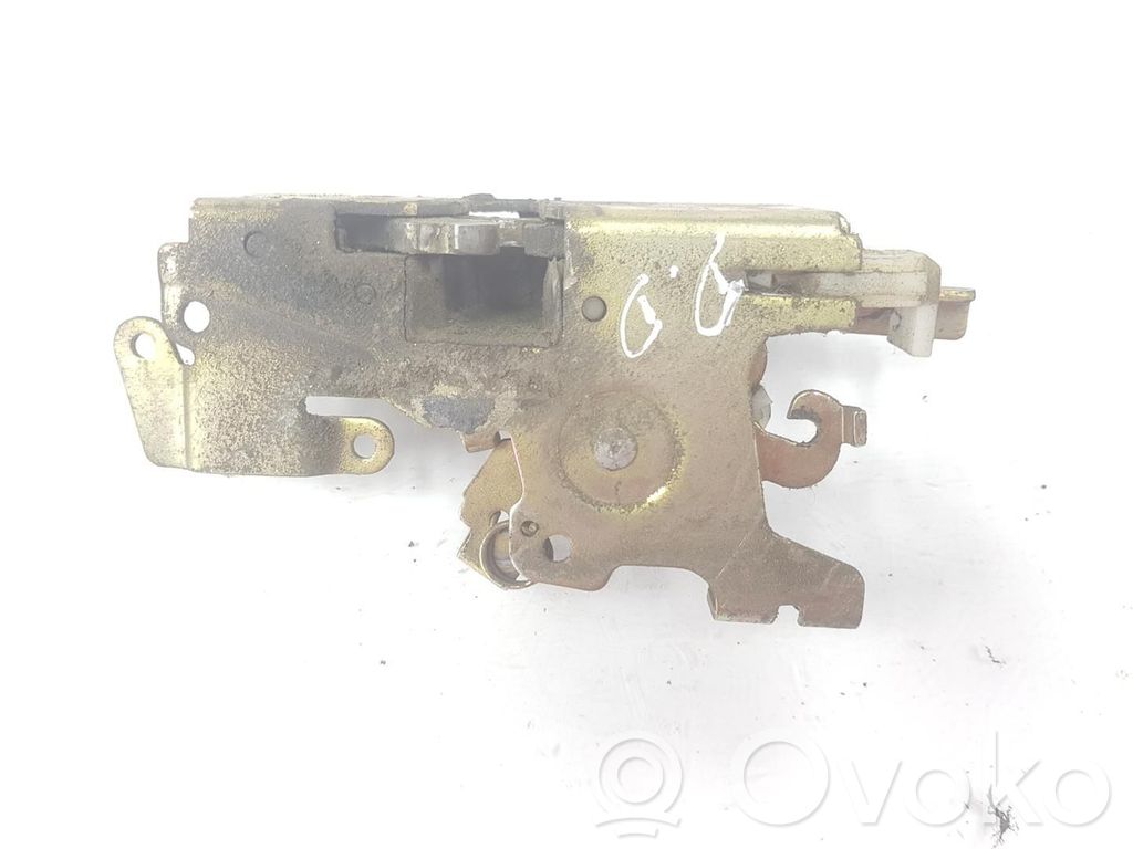 Mercedes-Benz Sprinter W907 W910 Serratura portiera anteriore
