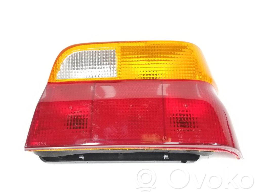 Lampa tylna   1052428,93AG13A602BB,1052428