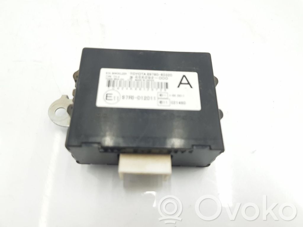 Toyota Land Cruiser (J120) Alte unități/module de control 