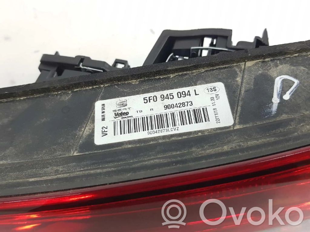 Seat Leon IV Takaluukun takavalot 
