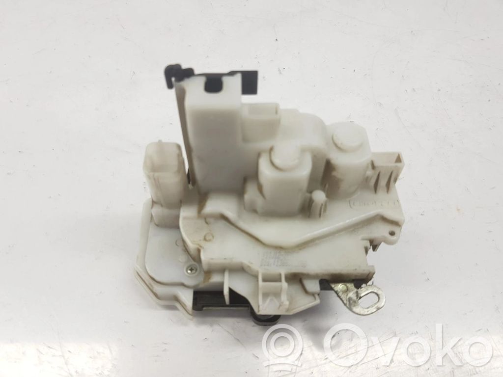 Fiat Qubo Zamek drzwi bocznych / przesuwnych 