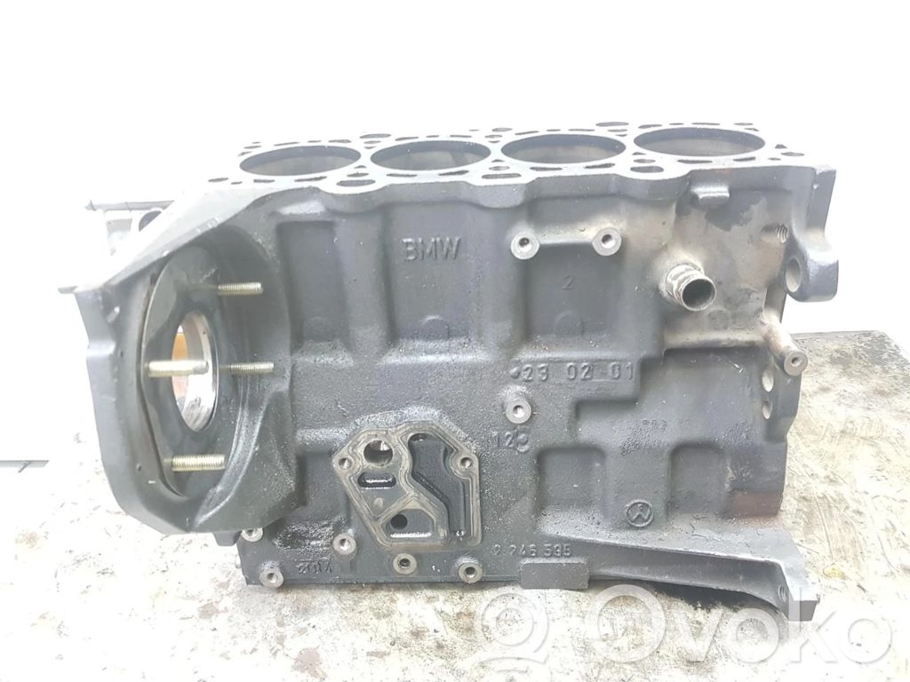 BMW 3 E46 Blokas 