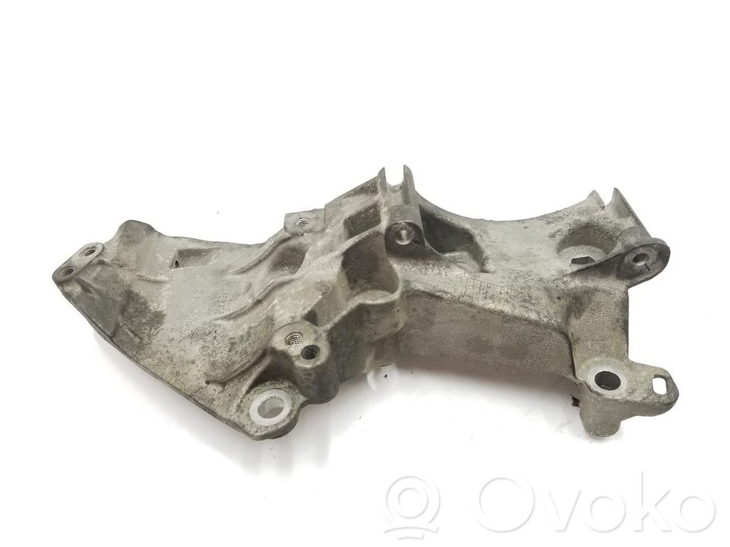 Renault Megane II Suport generator/alternator 