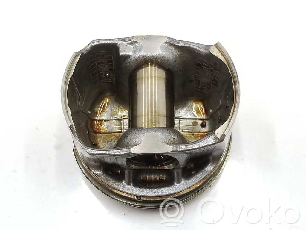 Dacia Sandero Piston 