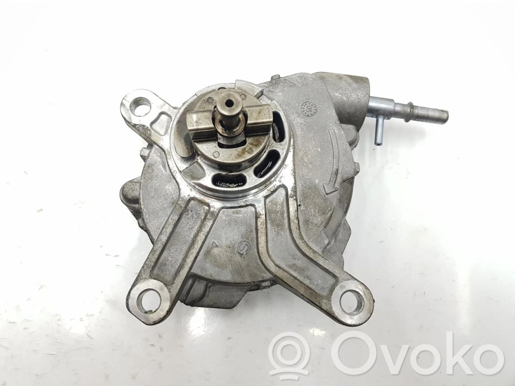 Toyota Corolla Verso AR10 Pompe à vide