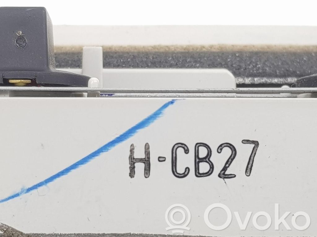 Ford Ranger Third/center stoplight 
