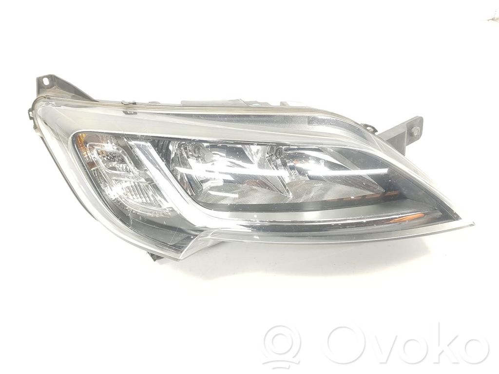 Peugeot Boxer Lampa przednia 
