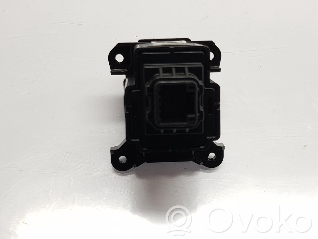 Hyundai i30 Botón interruptor de luz de peligro 