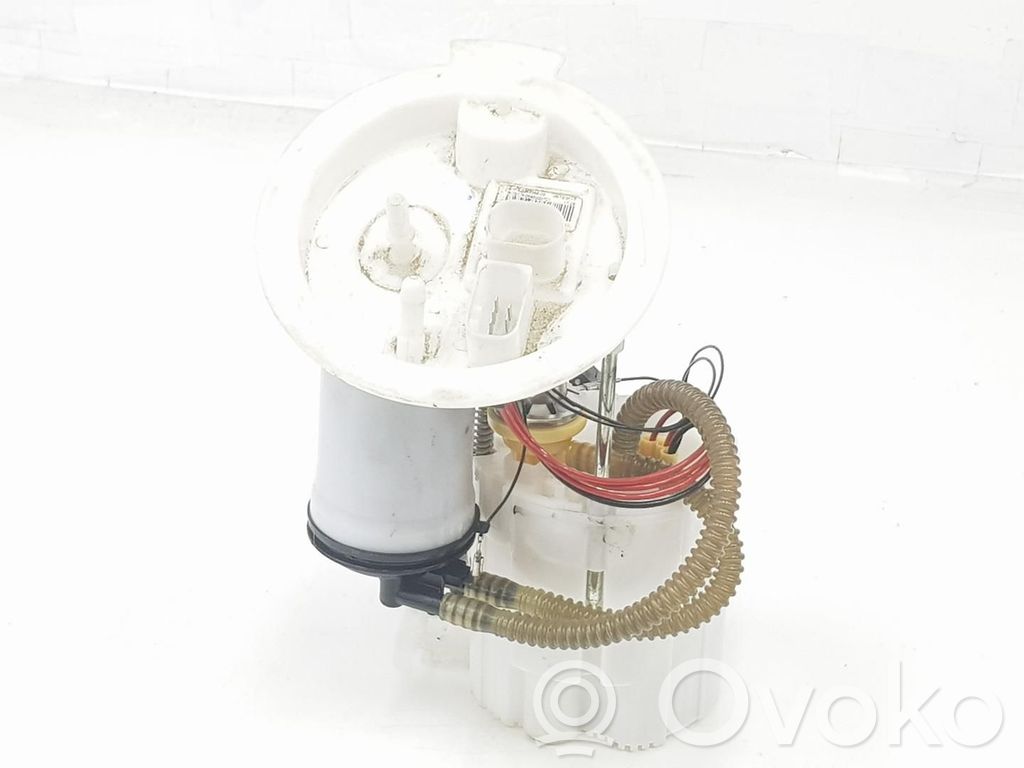 BMW 1 F20 F21 Bomba interna de combustible 