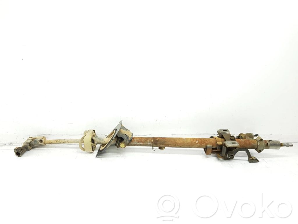 Nissan Terrano Steering wheel axle 