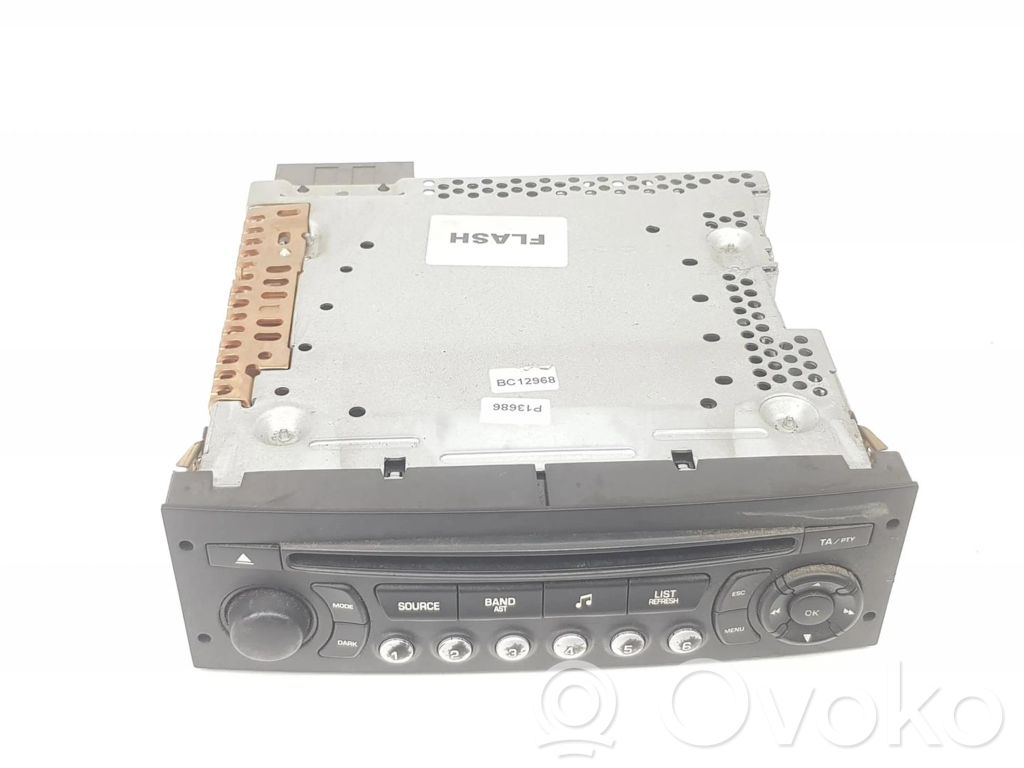 Peugeot Expert Panel / Radioodtwarzacz CD/DVD/GPS 