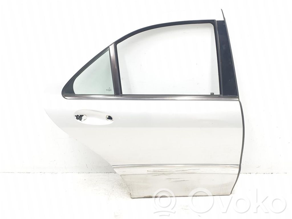 Mercedes-Benz S W220 Puerta trasera 