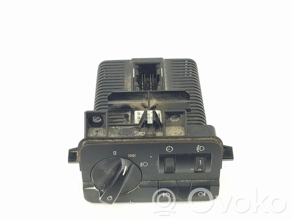 Interrupteur d’éclairage   61316907947,9133015