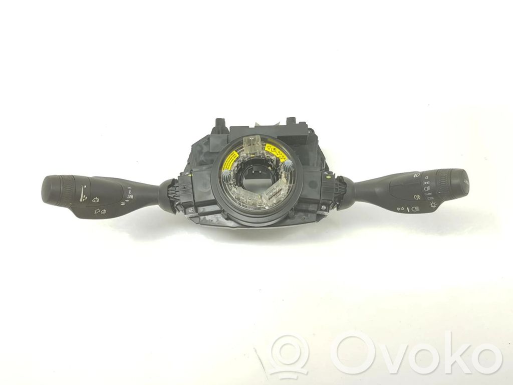 Volvo S90, V90 Steering wheel buttons/switches 