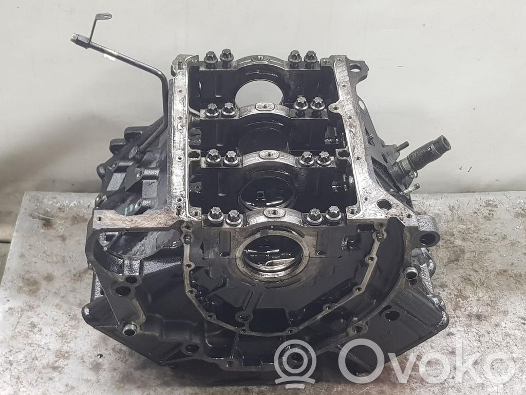 Audi A6 S6 C5 4B Engine block 