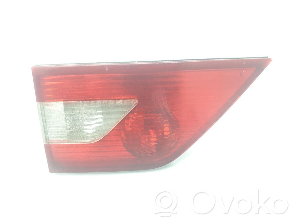 BMW 3 E90 E91 Lampy tylnej klapy bagażnika 