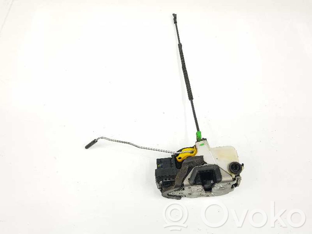 Opel Astra J Zamek drzwi tylnych 