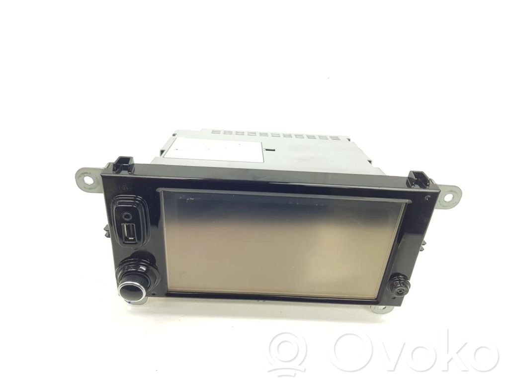 Renault Clio IV Radio/CD/DVD/GPS head unit 