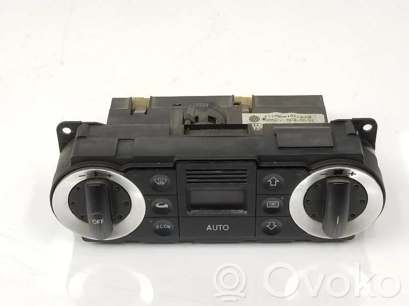 Audi TT Mk1 Unitate control climatizare 