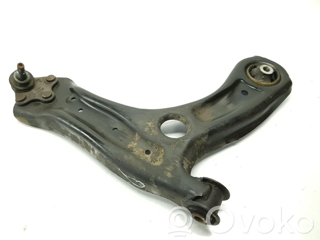 Skoda Fabia Mk3 (NJ) Fourchette, bras de suspension inférieur avant