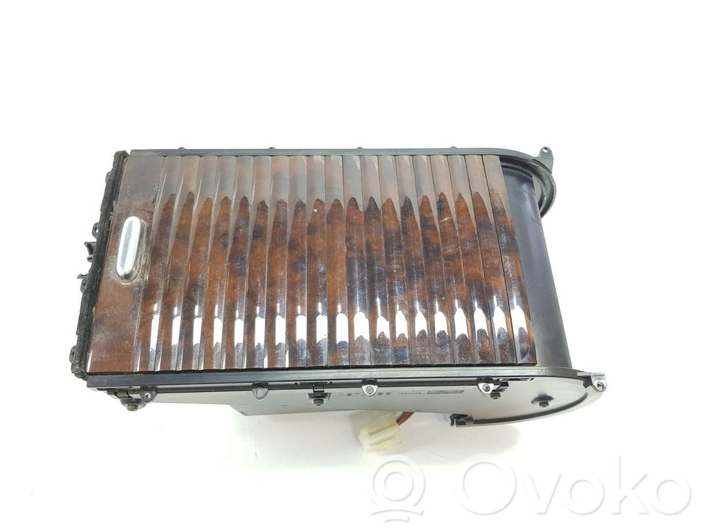 Guantera   3W5858337,3W5858337E