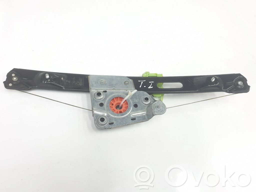 BMW 1 E81 E87 Regulador de puerta trasera con motor 