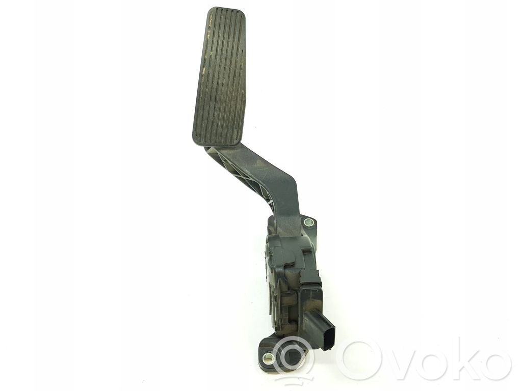 Dodge Nitro Accelerator throttle pedal 