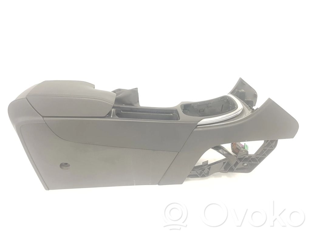 Opel Insignia A Armrest 