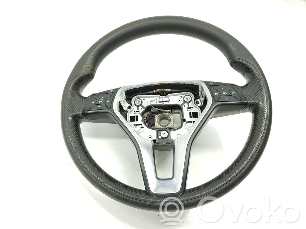 Mercedes-Benz A W176 Ohjauspyörä 