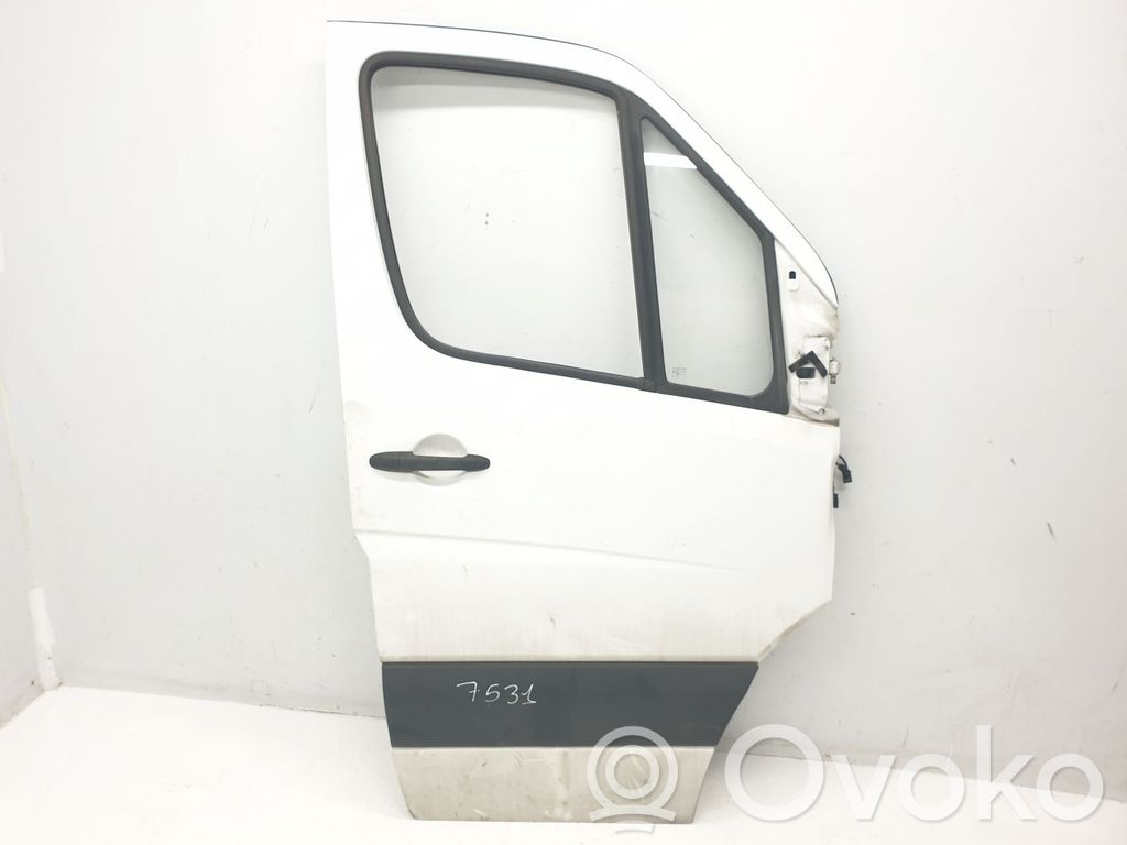 Mercedes-Benz Sprinter W906 Ușă față 