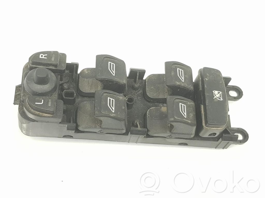Land Rover Freelander 2 - LR2 Przyciski szyb 