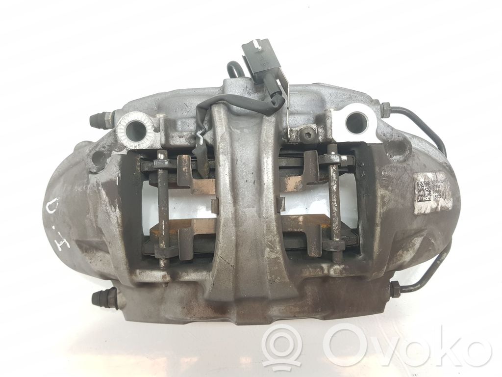 Alfa Romeo Stelvio Zacisk hamulcowy przedni 