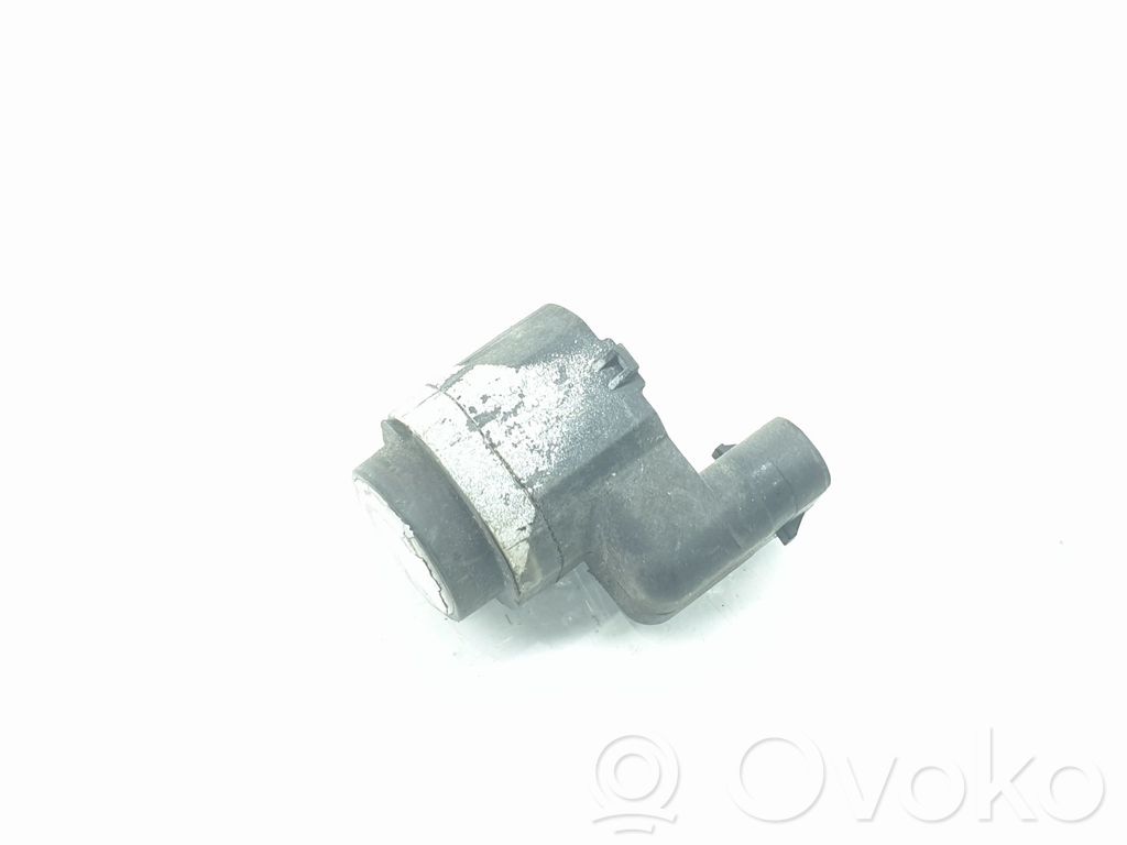 BMW 5 F10 F11 Soporte del sensor de aparcamiento delantero (PDC) 