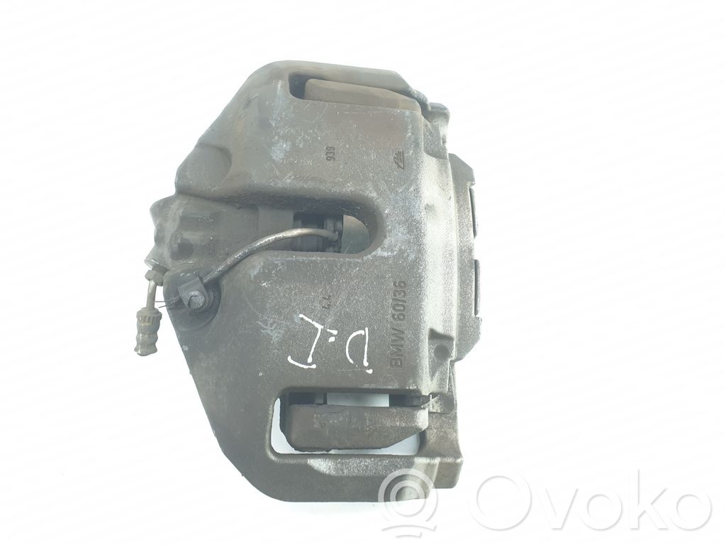 BMW 5 F10 F11 Bremssattel vorne 