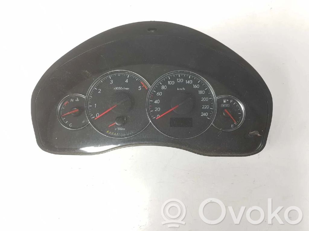 Subaru Legacy Speedometer (instrument cluster) 