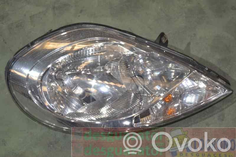 Nissan Primastar Lampa przednia 