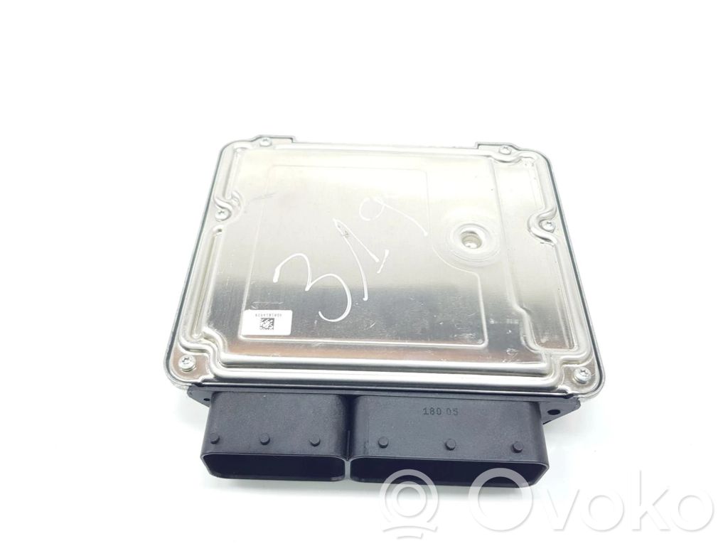 BMW 1 F20 F21 Engine control unit/module 