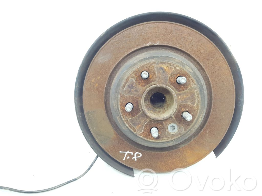 Ford Kuga I Aizmugurē riteņa rumbas vārpstas šarnīrs (stupica, capfa) 