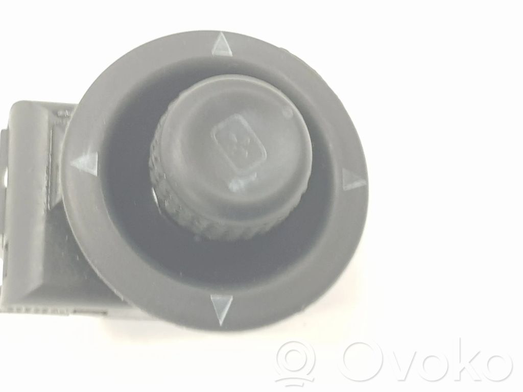 Mercury Mountaineer Wing mirror switch 