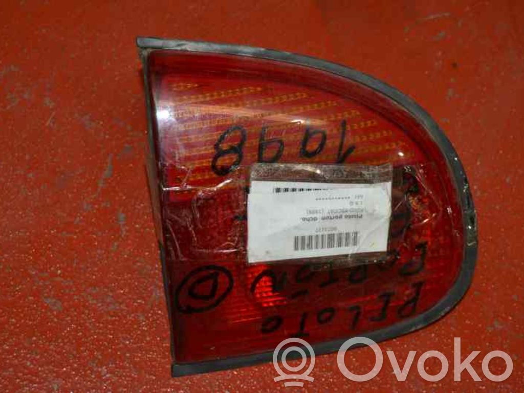 Ford Escort Takaluukun takavalot 