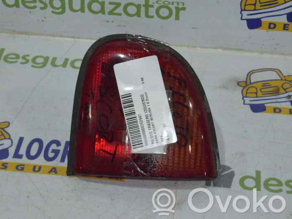 Ford Escort Lampă spate în capacul portbagajului 