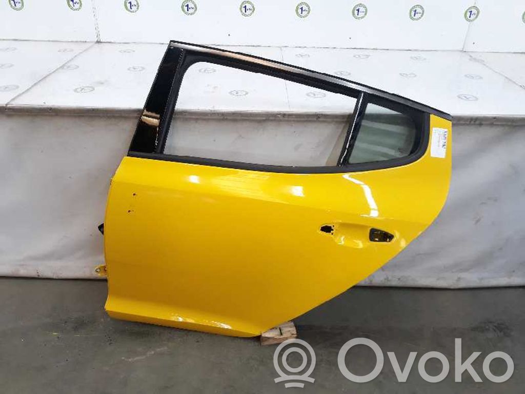 KIA Stinger Puerta trasera 
