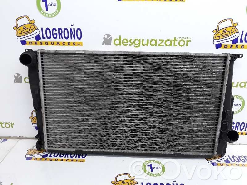 BMW 1 E81 E87 Aušinimo skysčio radiatorius 