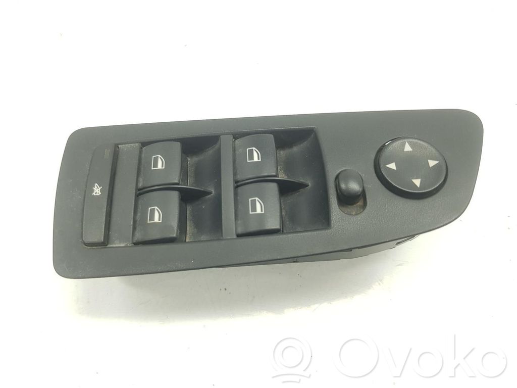 BMW 1 E81 E87 Electric window control switch 