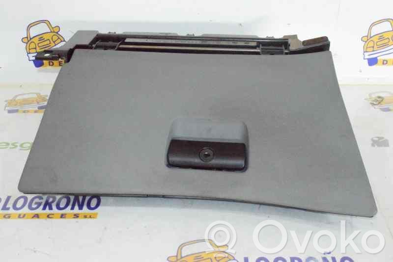 BMW 3 E46 Glove box 