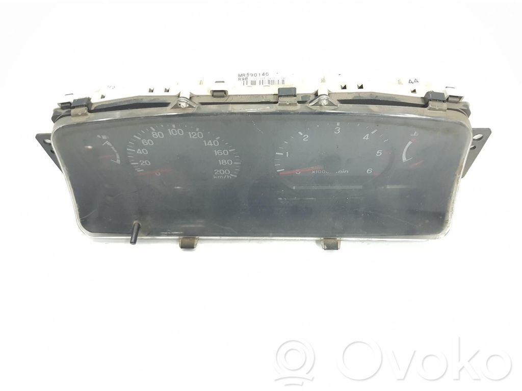 Mitsubishi Montero Nopeusmittari (mittaristo) 